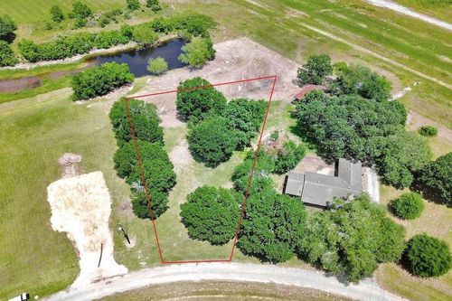 12 White Wing Dr, Waller, TX, 77484 | Card Image