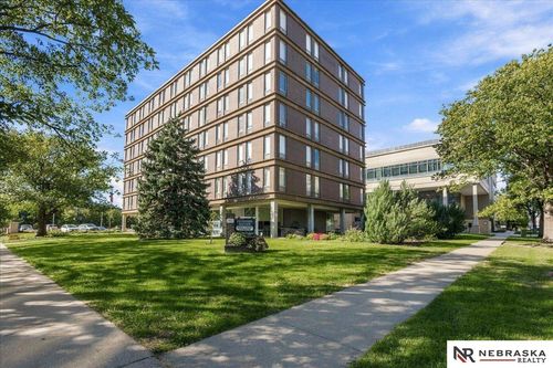 510-1130 H St, Lincoln, NE, 68508-3260 | Card Image