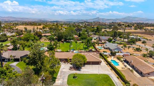 2154 Orange Avenue, Escondido, CA, 92029 | Card Image