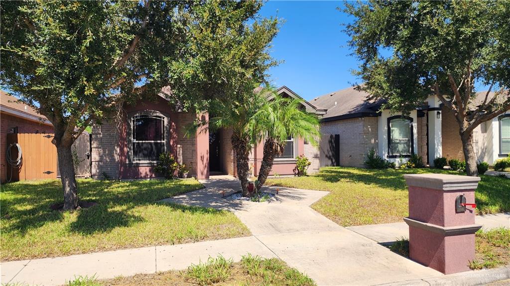 Leann Rimes Rd, Edinburg, TX 78542