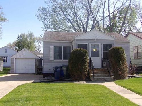 318 5th St Ne, Orange City, IA, 51041-1129 | Card Image