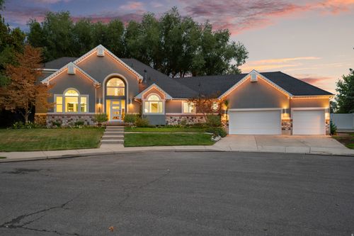 1586 Bowden Cir, Salt Lake City, UT, 84117-7462 | Card Image