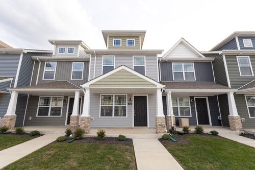 122 Davis Ridge Ln, Clarksville, TN, 37040-2071 | Card Image