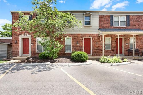 1261-1261 Clarkson Ct, Ellisville, MO, 63011-2256 | Card Image
