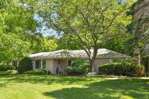 1740 Stoneway Court, RICHFIELD, WI, 53076 | Card Image