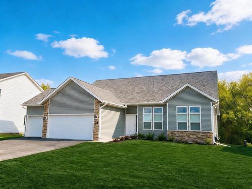 611 E Maple Beach Dr, Edgerton, WI, 53534-8969 | Card Image