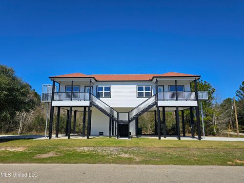 5061&5063 Forrest Ave, Bay Saint Louis, MS, 39520-9553 | Card Image