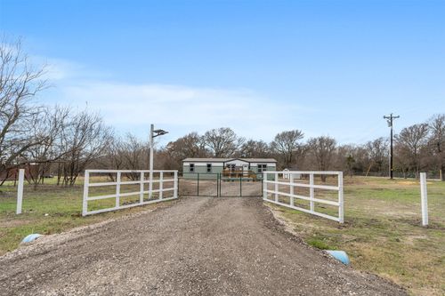 4803 Nw County Road 0022, Corsicana, TX, 75110-2166 | Card Image
