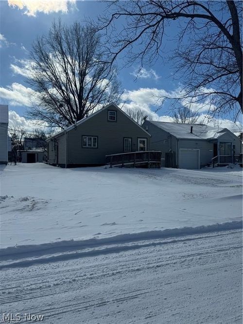 18309 Rockland Ave, Cleveland, OH, 44135-3951 | Card Image