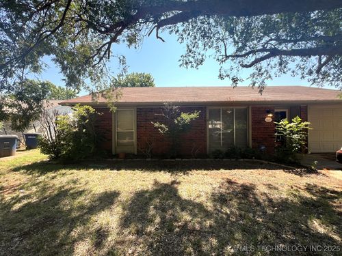 917 E Franklin Ave, Stillwater, OK, 74075-2909 | Card Image
