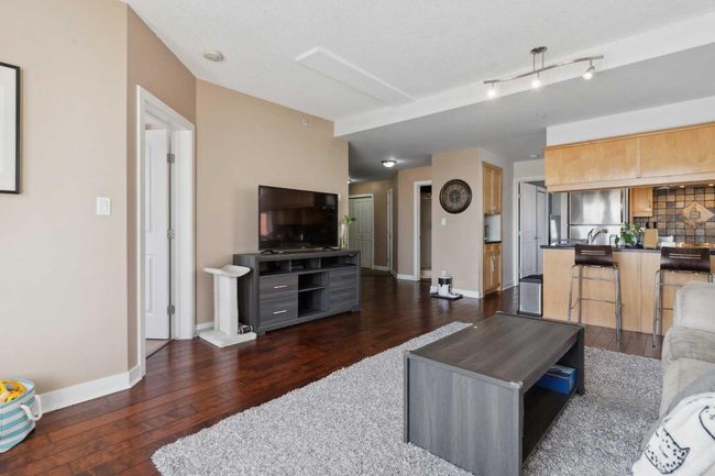 303 - 716 5 Street Ne, Condo with 2 bedrooms, 2 bathrooms and 1 parking in Calgary AB | Image 9