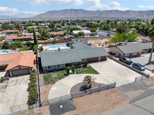 7729 Paisley Ave, Hesperia, CA, 92345-7333 | Card Image