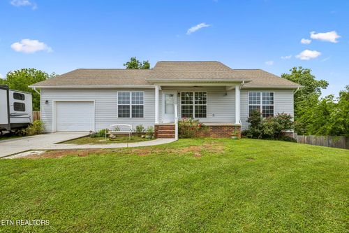 4720 Scenic Point Dr, Louisville, TN, 37777-3214 | Card Image