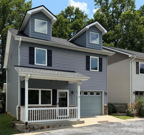 31 English Ivy Rd, Asheville, NC, 28806-5514 | Card Image