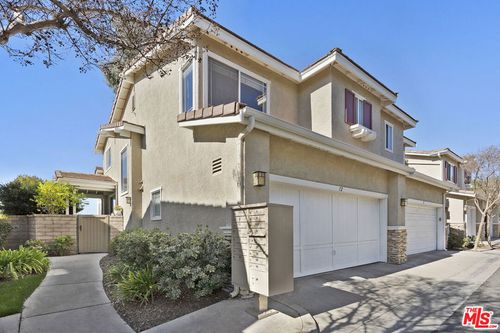 unit-12-27025 Big Rapids Loop, Valencia, CA, 91354-2659 | Card Image