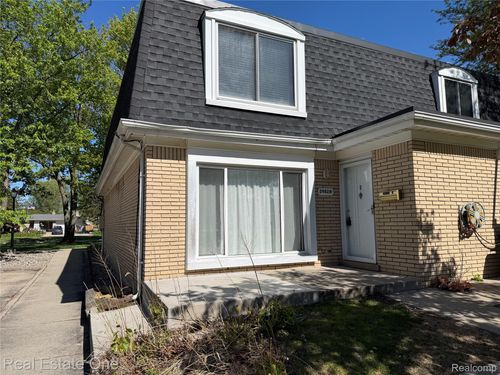 1-29828 City Center # 1 Drive, Warren, MI, 48093 | Card Image
