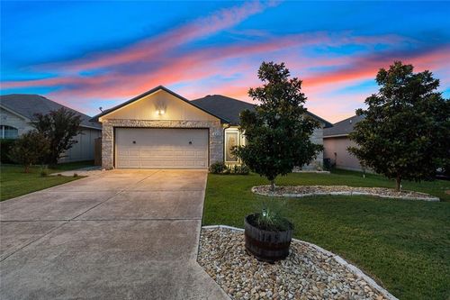 145 Amber Ln, Jarrell, TX, 76537-1382 | Card Image