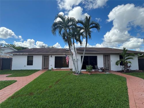 2426 Sw 109th Court, Miami, FL, 33165 | Card Image