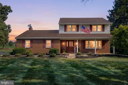 1990 Brian Lane, YORK, PA, 17404 | Card Image