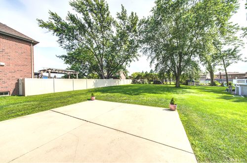 6625 W 91st Pl, Oak Lawn, IL, 60453-1430 | Card Image