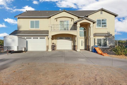 16160 Moore Rd, Lodi, CA, 95242-9223 | Card Image