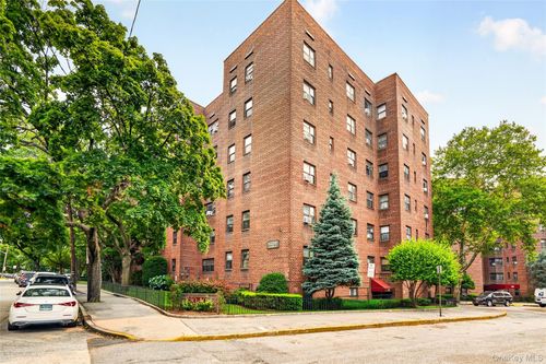 4f-30 Fleetwood Ave, Mount Vernon, NY, 10552-2850 | Card Image