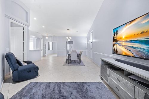 2131 Man Of War, West Palm Beach, FL, 33411-5549 | Card Image