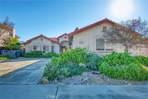 3350 Kelsey Ln, Madera, CA, 93637-5932 | Card Image