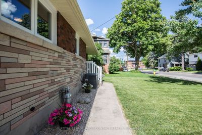 136 Victoria St E, House other with 2 bedrooms, 1 bathrooms and 3 parking in New Tecumseth ON | Image 3