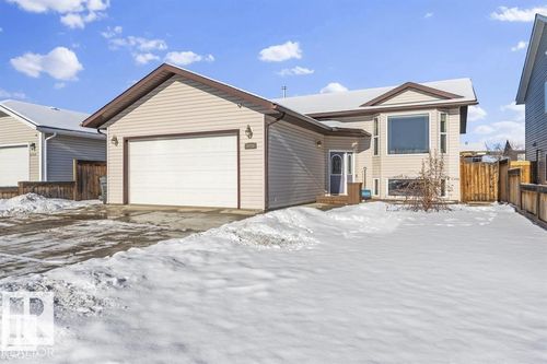 4706 63 Ave, Cold Lake, AB, T9M2E5 | Card Image