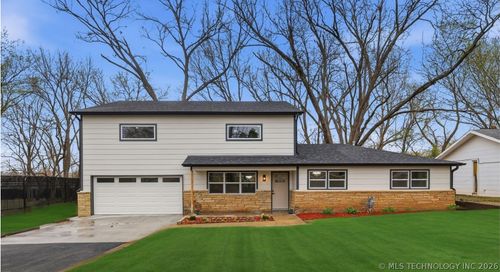 2439 E 67th St, Tulsa, OK, 74136-4334 | Card Image