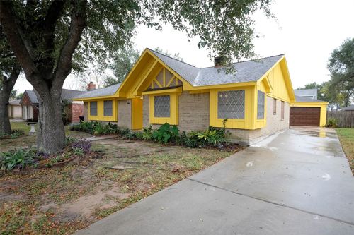 12323 Bexley Dr, Houston, TX, 77099-1306 | Card Image
