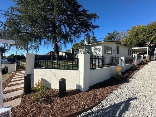 6401 Day St, Tujunga, CA, 91042-2519 | Card Image