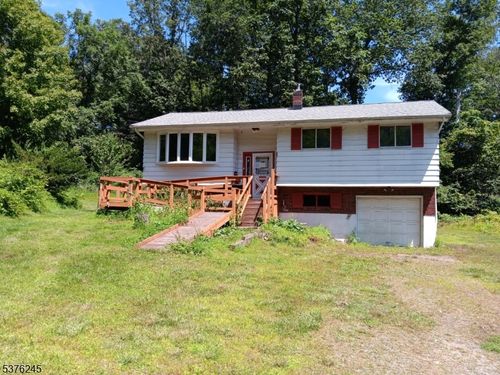 2 Venice Ln, Lake Hopatcong, NJ, 07849-2299 | Card Image