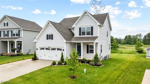1809 Muirfield Ln, Painesville, OH, 44077-4853 | Card Image