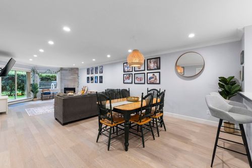 102-1500 Ostler Crt, North Vancouver, BC, V7G2S2 | Card Image