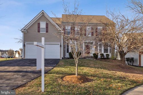 18801 Birdwood Ct, LEESBURG, VA, 20176-6468 | Card Image