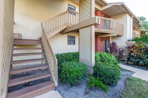 12-13045 Albright Ct, Wellington, FL, 33414-3939 | Card Image