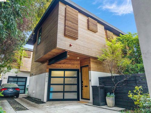 2010 9th St, Berkeley, CA, 94710-2116 | Card Image