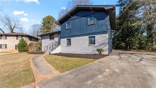 4088 Vale Ct, decatur, GA, 30035-1939 | Card Image