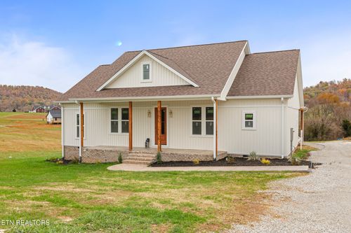 827 Okolona Rd, Rickman, TN, 38580 | Card Image