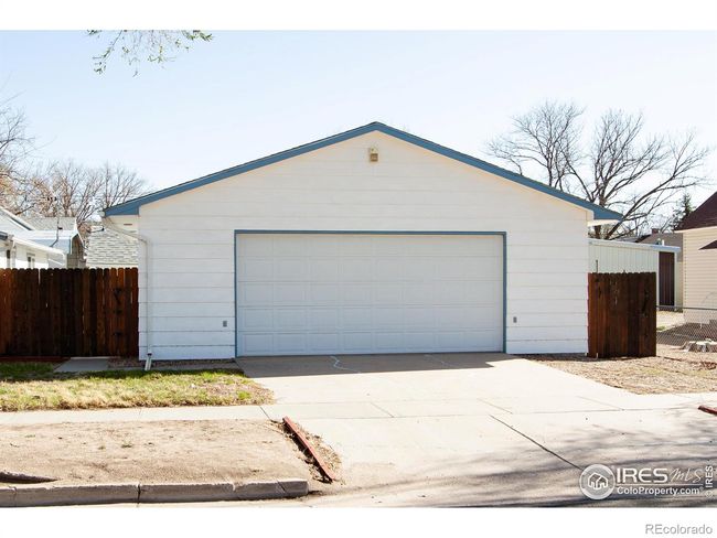 402 S 4 Th Ave, House other with 2 bedrooms, 1 bathrooms and 2 parking in Sterling CO | Image 4