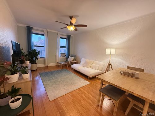 6b-8384 116th St, Richmond Hill, NY, 11418-3443 | Card Image