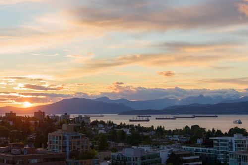 1201-1633 W 10th Ave, Vancouver, BC, V6J2A2 | Card Image