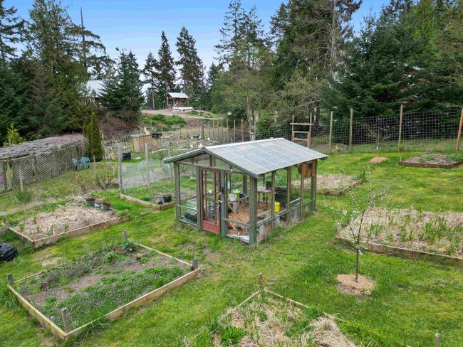 488 Mckercher Road, House other with 5 bedrooms, 3 bathrooms and 4 parking in Mayne Island BC | Image 33