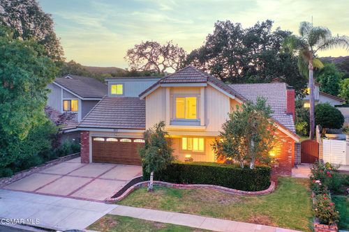 855 Triunfo Canyon Rd, Westlake Village, CA, 91361-2525 | Card Image