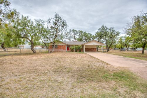 7686 Gladiola Ave, San Angelo, TX, 76901-6125 | Card Image