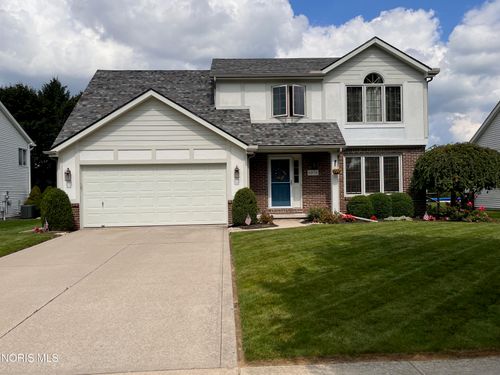 6858 Wexford Hill Ln, Holland, OH, 43528-8140 | Card Image