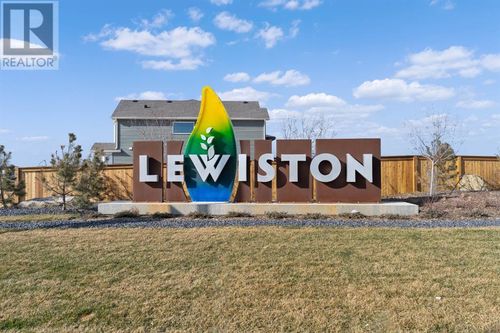 114 Lewiston Way Ne, Calgary, AB, T3P2H8 | Card Image