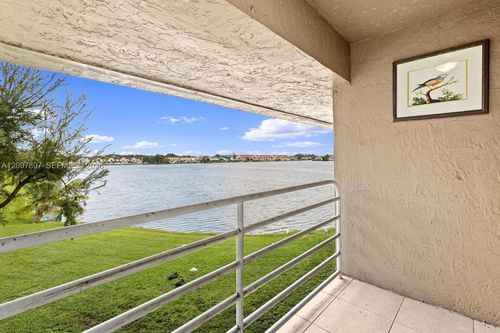 24-5953 W 28th Ave, Hialeah, FL, 33016-1982 | Card Image